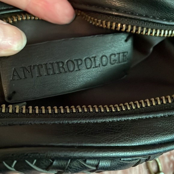 Black woven bag - Picture 2 of 3